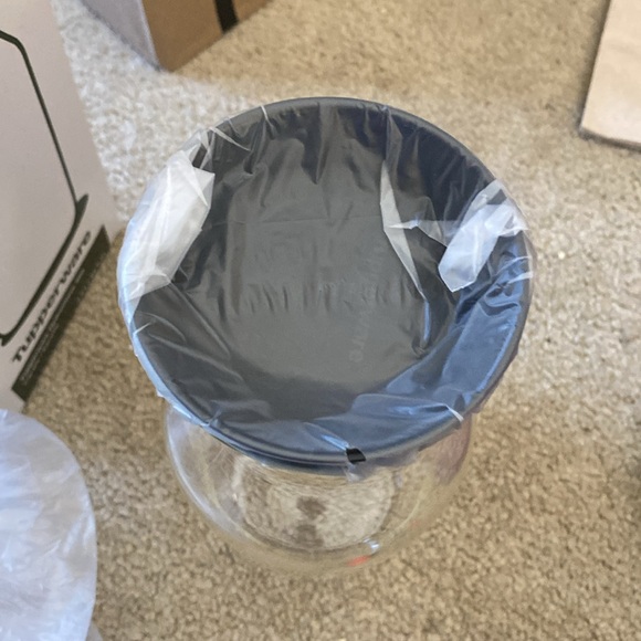 Tupperware HydroGlass 360 - Picture 3 of 4